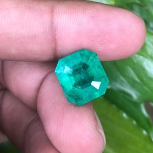 Emerald - 10 carats
