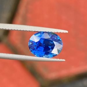 Blue Sapphire - 3.96 carats