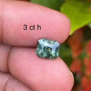 Green Sapphire - 3 carats