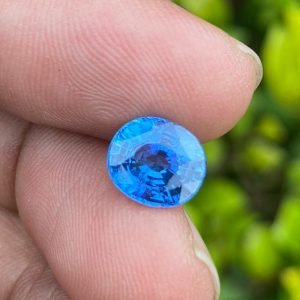 Blue Sapphire - 3.02 carats