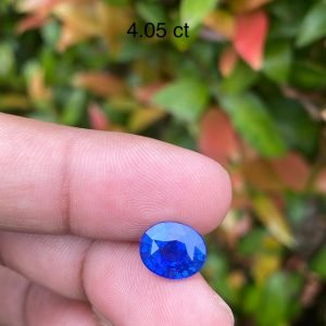 Blue Sapphire - 4.05 carats