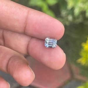 Bicolor Sapphire - 2.43 carats